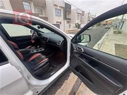 جیپ گراند شیرۆکی